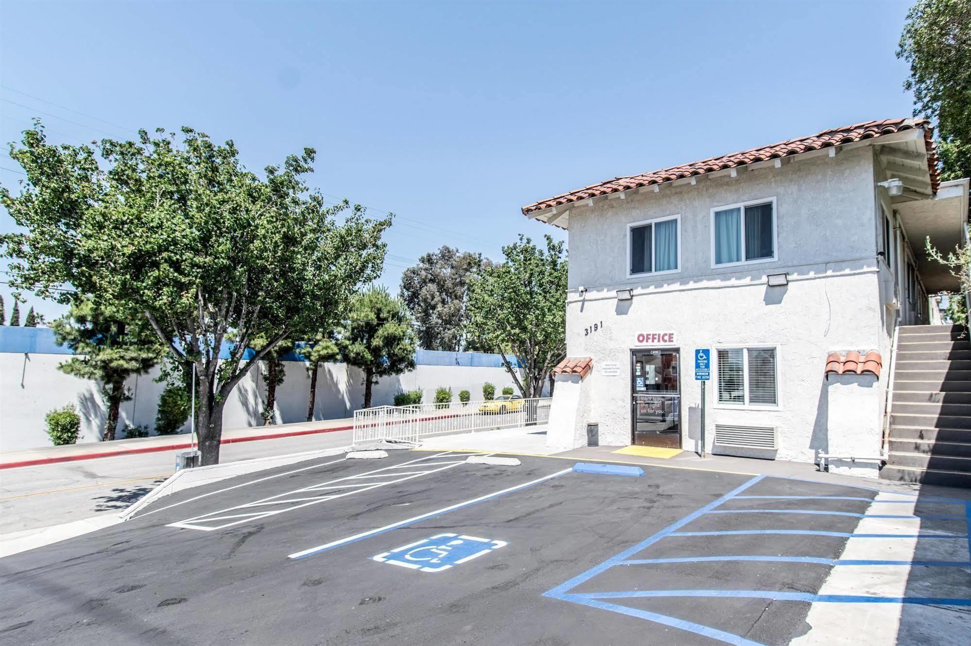 Motel 6-Orange, Ca - Anaheim Экстерьер фото